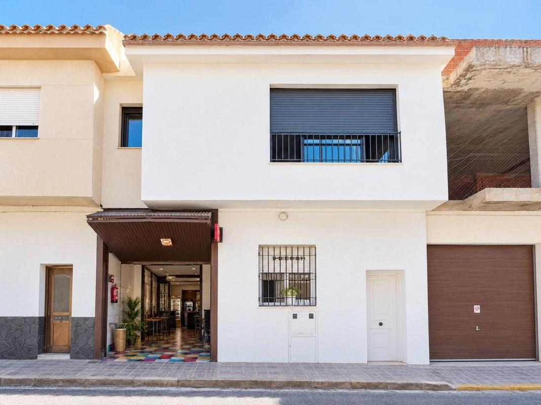 shop te koop in Orihuela | 10 slaapkamers H642618