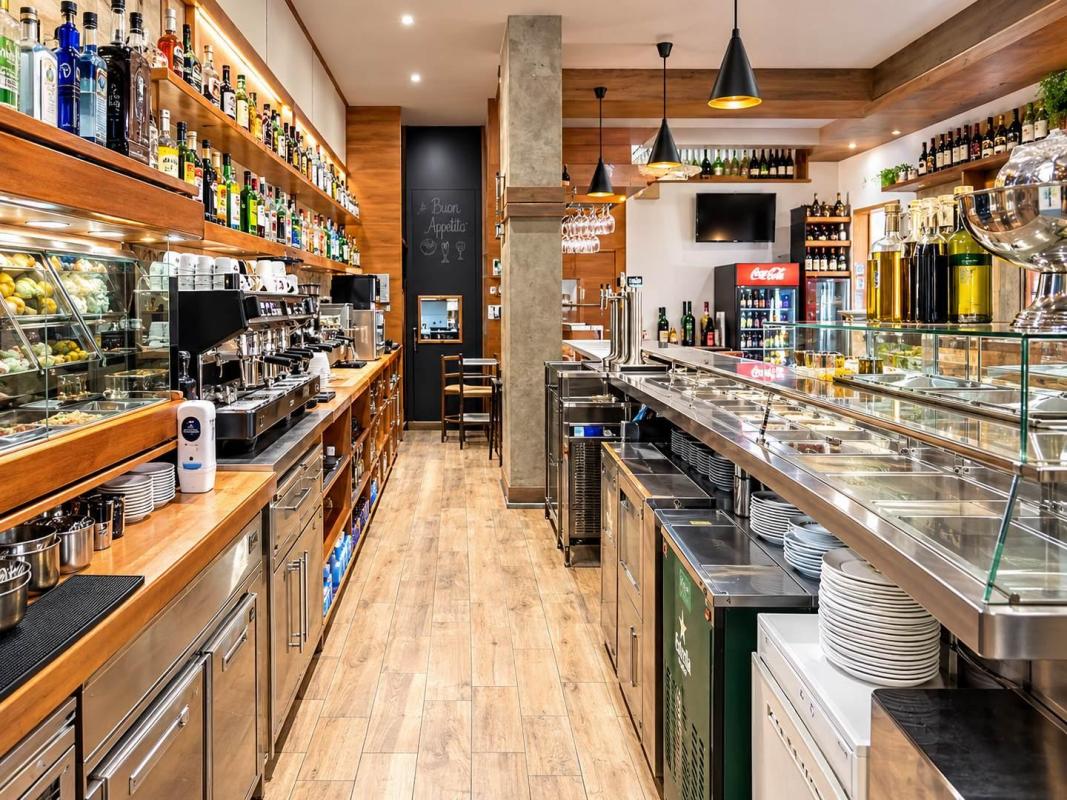 shop te koop in Orihuela | 10 slaapkamers H642618