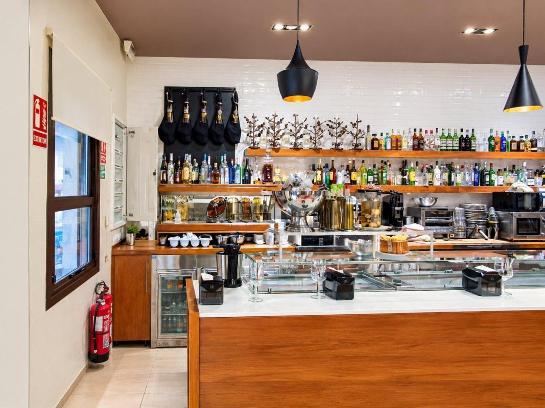 shop te koop in Orihuela | 10 slaapkamers H642618