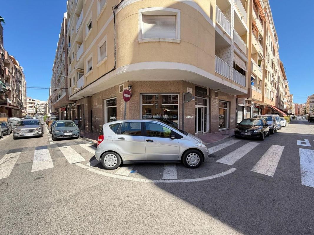 shop te koop in Torrevieja | 0 slaapkamers H557436