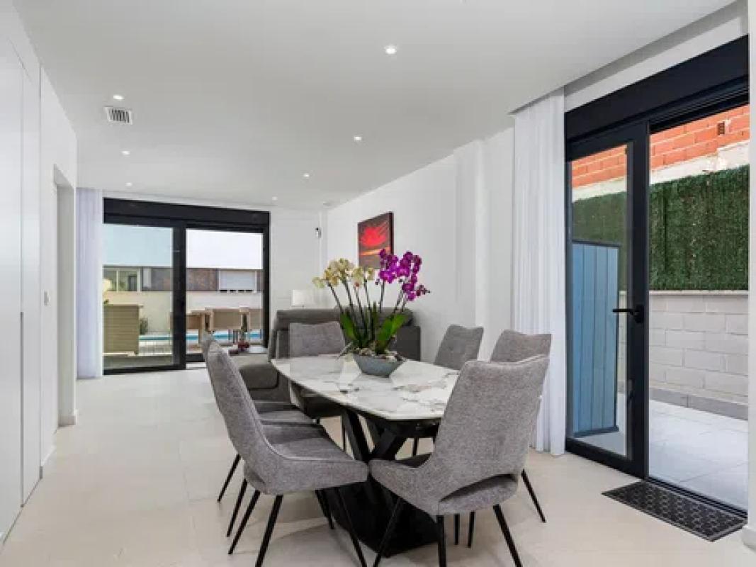 Terraced houses te koop in Guardamar del Segura | 4 slaapkamers H232726