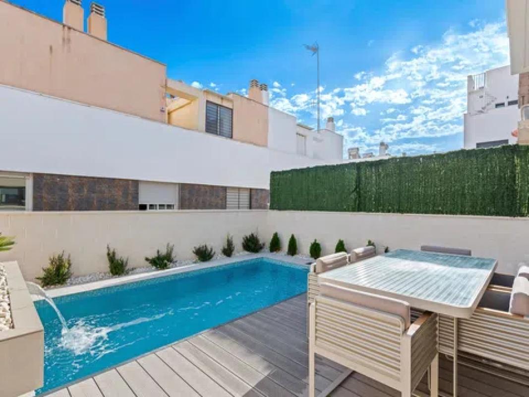 Terraced houses te koop in Guardamar del Segura | 4 slaapkamers H232726