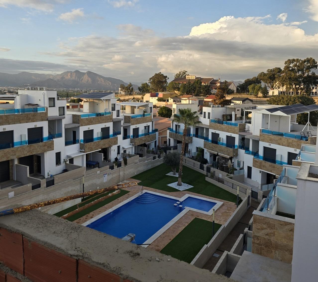 Town House te koop in Bigastro | 3 slaapkamers H9553