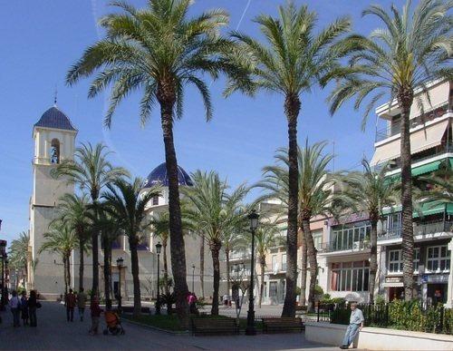 Town House te koop in Dolores | 2 slaapkamers H8662