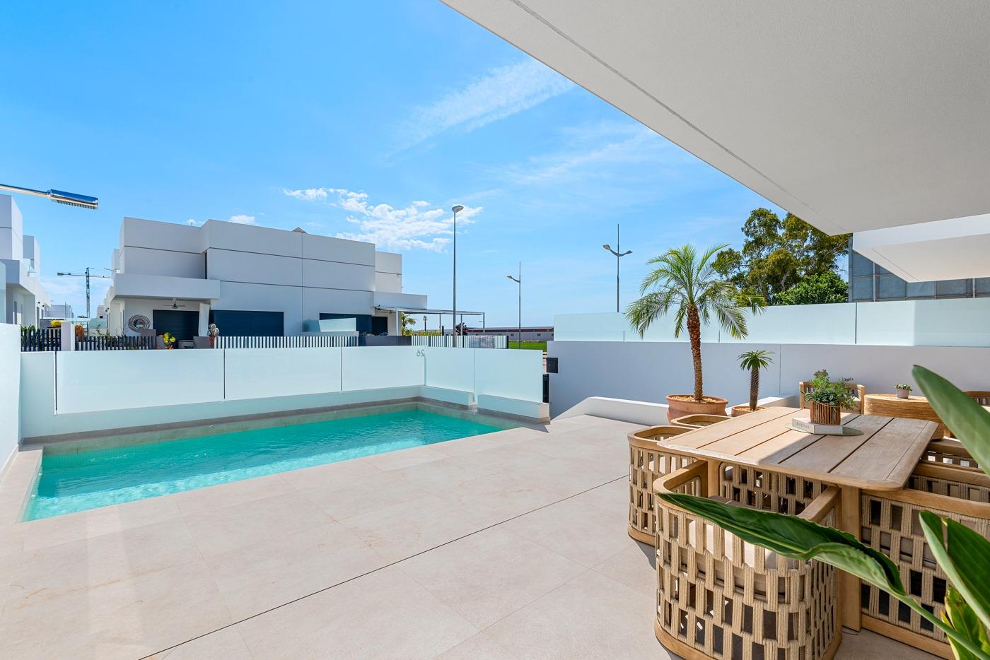 Town House te koop in Dolores | 3 slaapkamers H9083