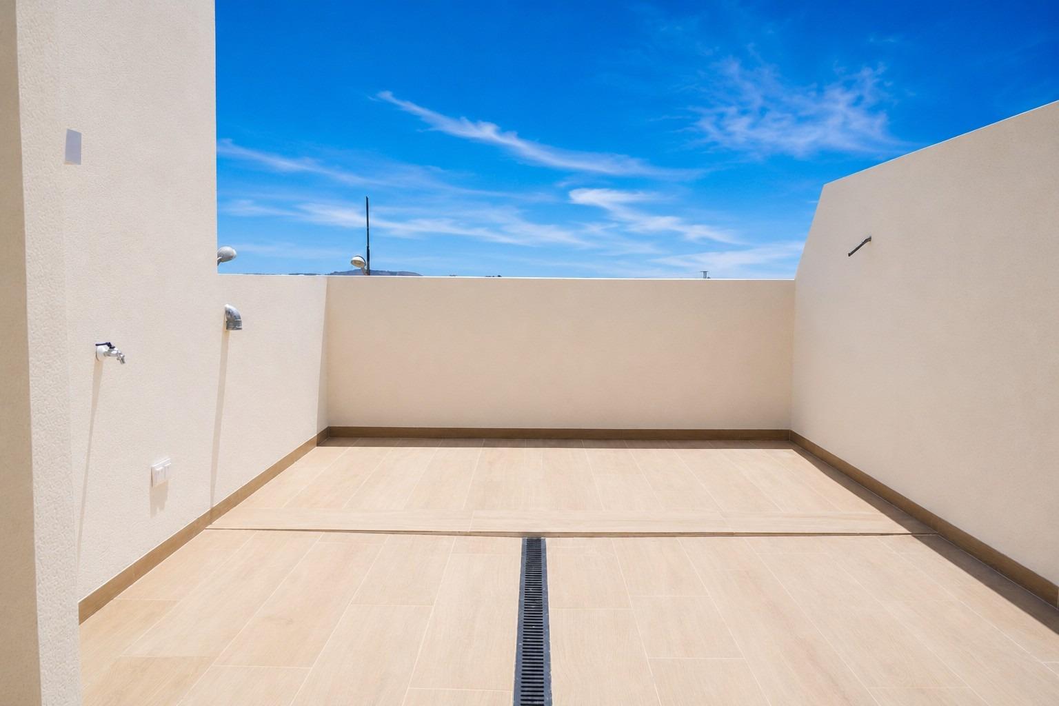 Town House te koop in Dolores | 2 slaapkamers H9844