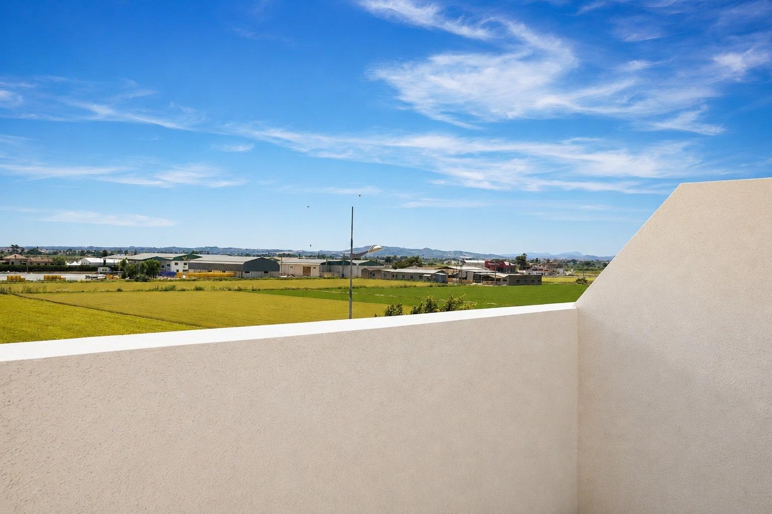 Town House te koop in Dolores | 2 slaapkamers H9844