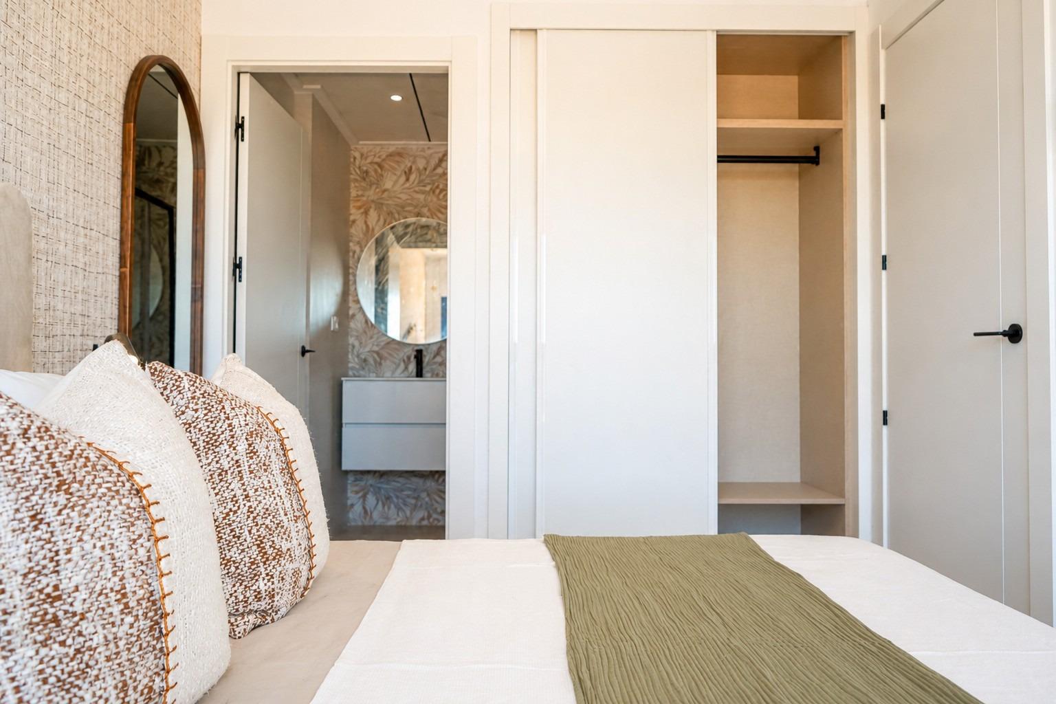 Town House te koop in Dolores | 2 slaapkamers H9844