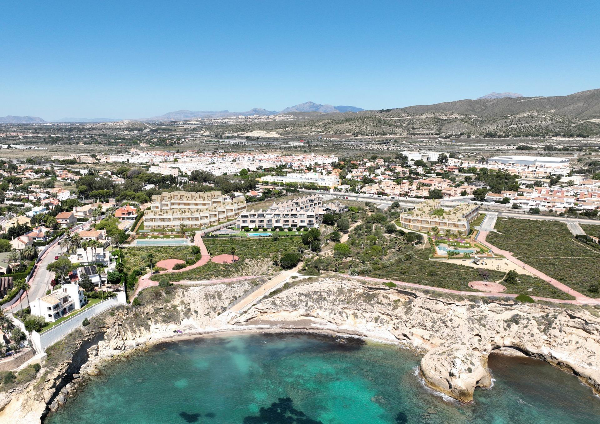 Town House te koop in El Campello | 3 slaapkamers H10003