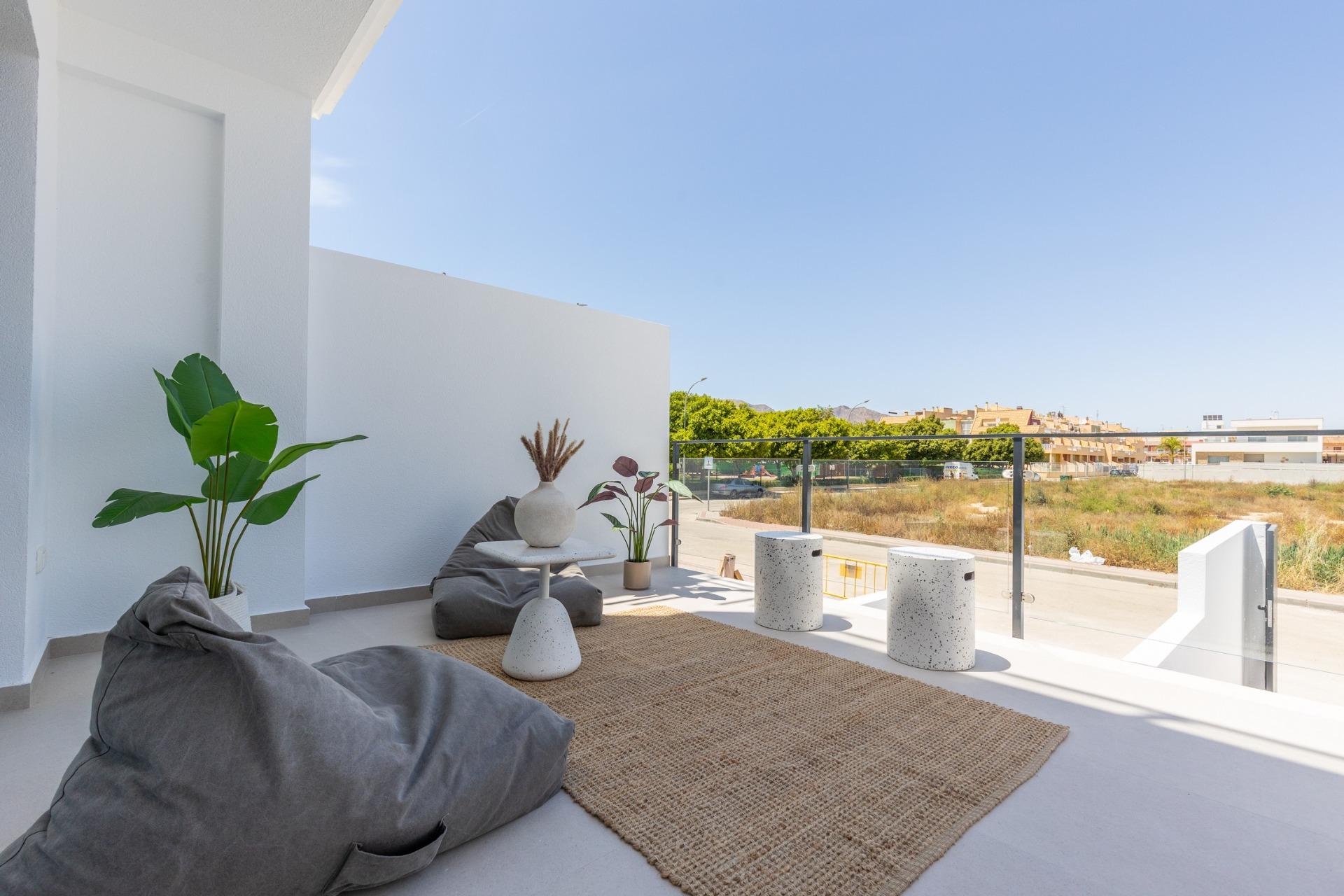 Town House te koop in Rafal | 4 slaapkamers H8941