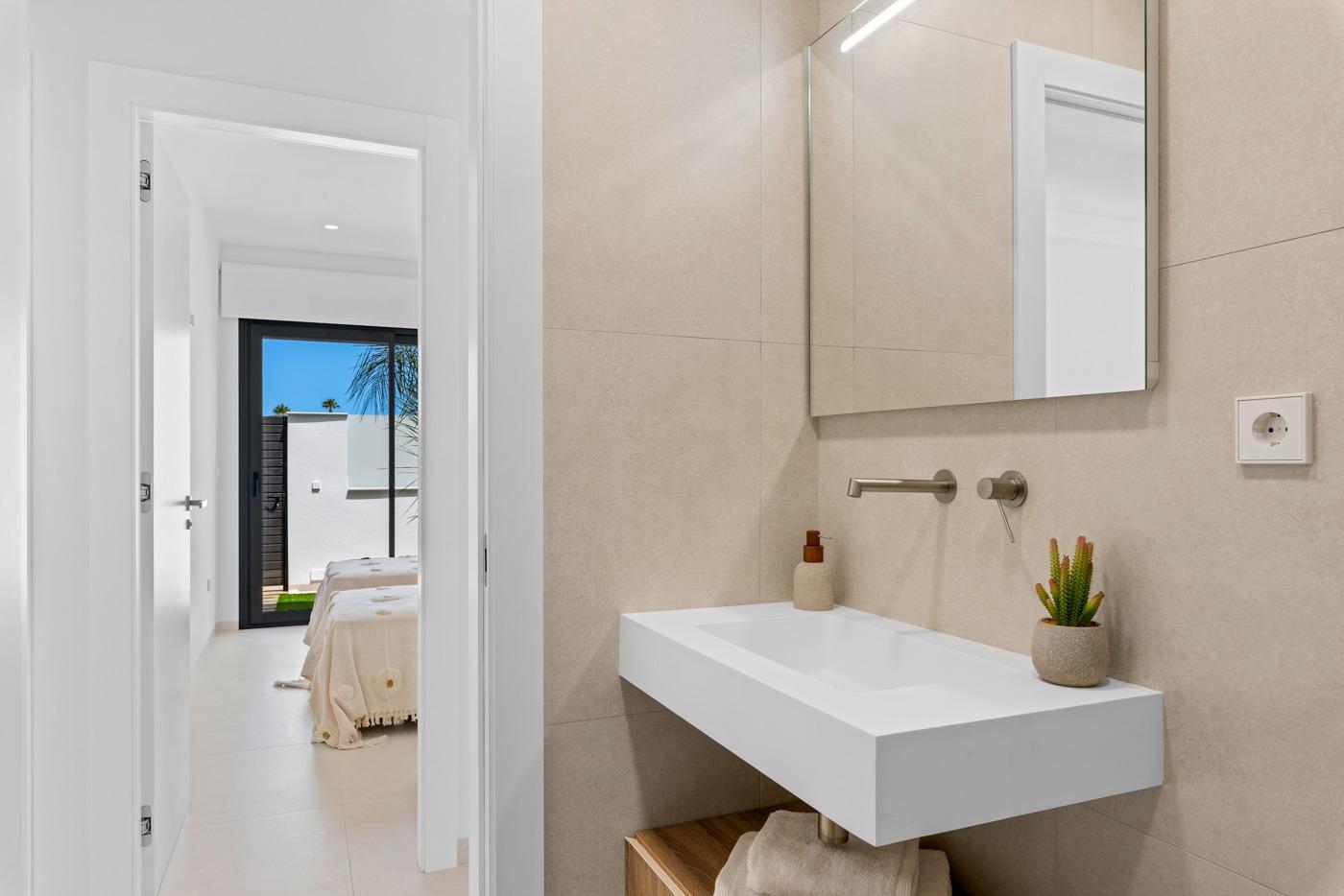 Property main view 33