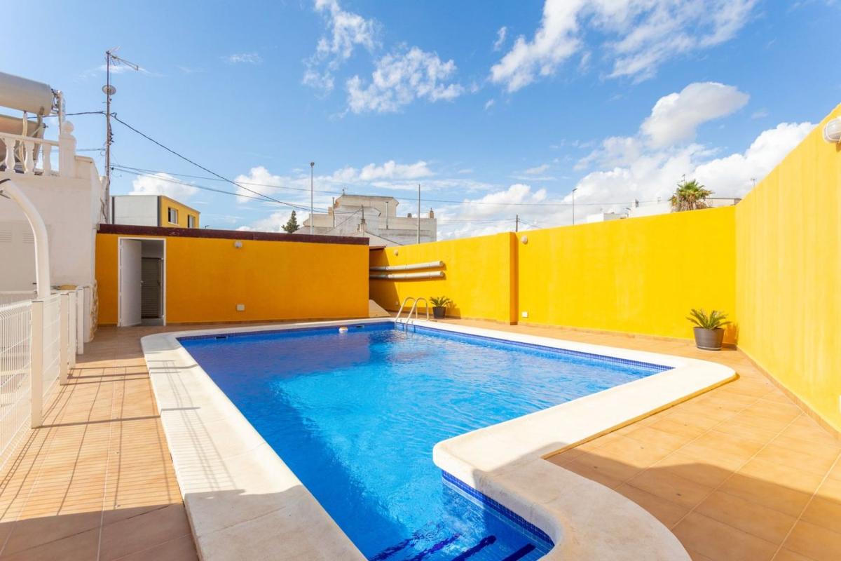 townhouse te koop in Los Montesinos | 4 slaapkamers H520485