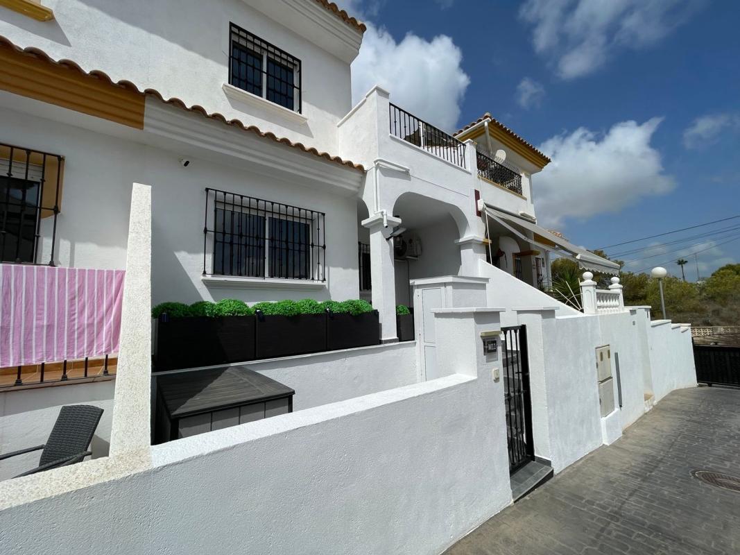 townhouse te koop in Orihuela | 3 slaapkamers H580009