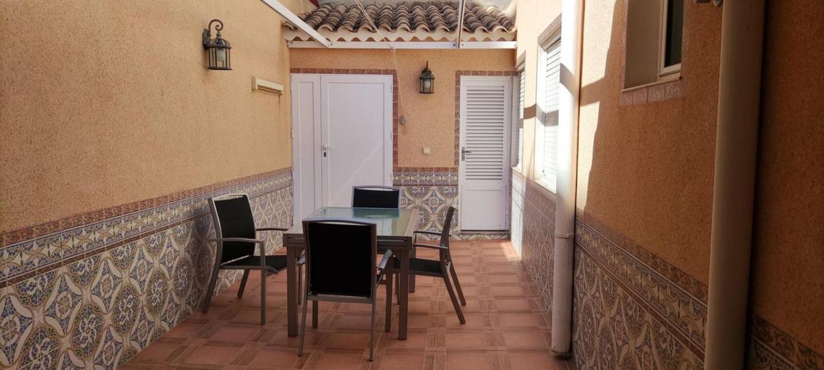 townhouse te koop in Torrevieja | 3 slaapkamers H531054