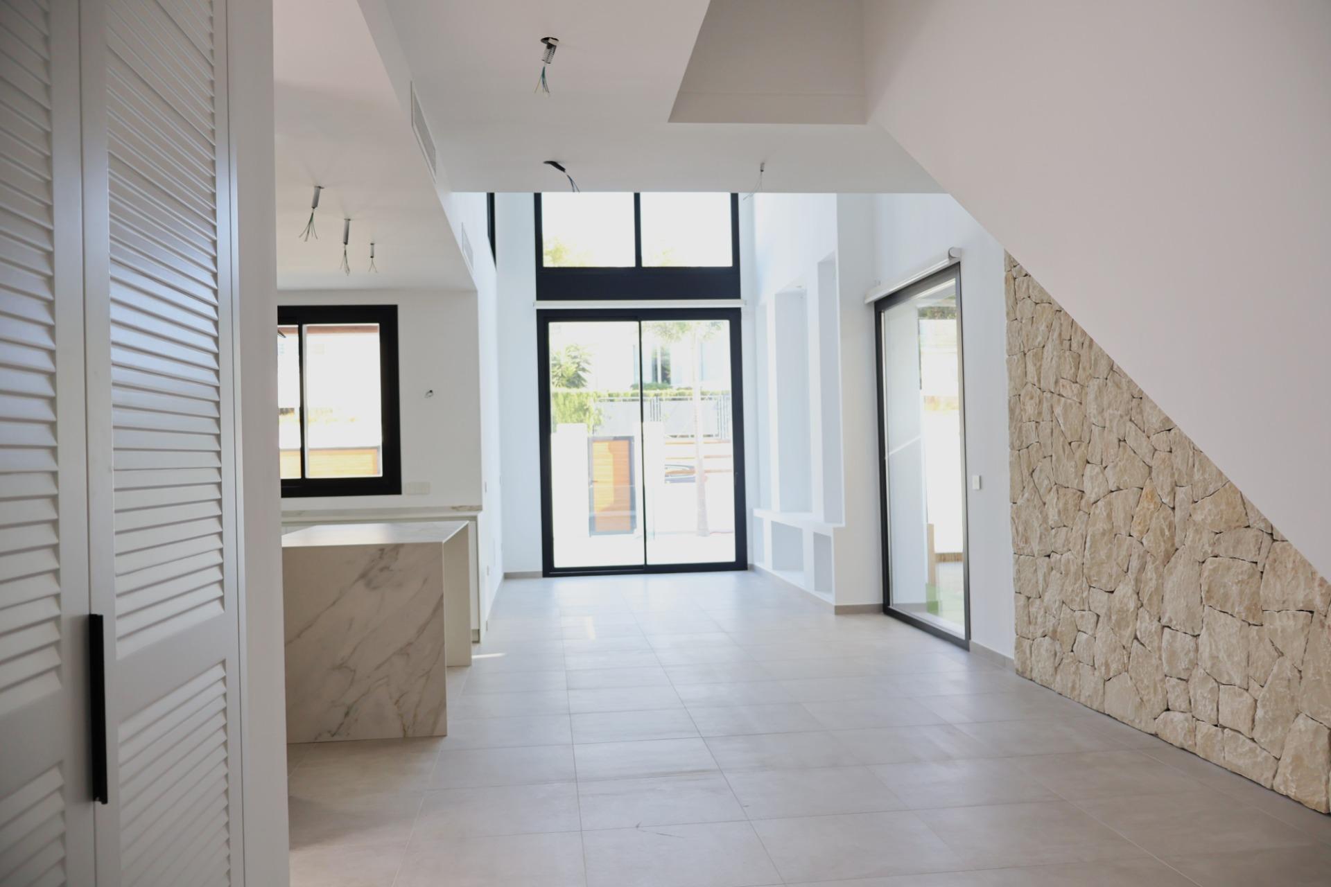Villa te koop in Alfas del Pi | 4 slaapkamers H9059