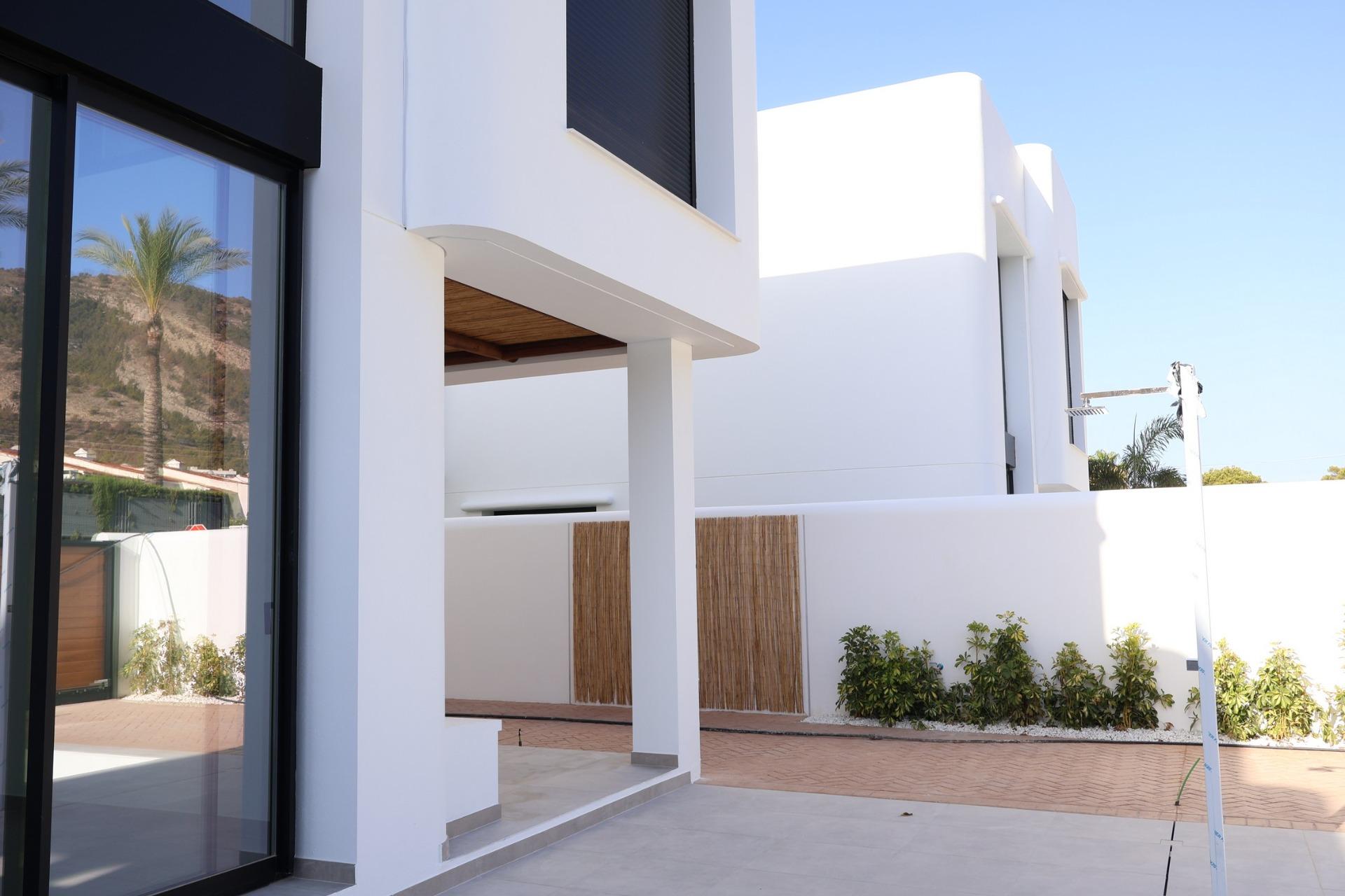 Villa te koop in Alfas del Pi | 4 slaapkamers H9059