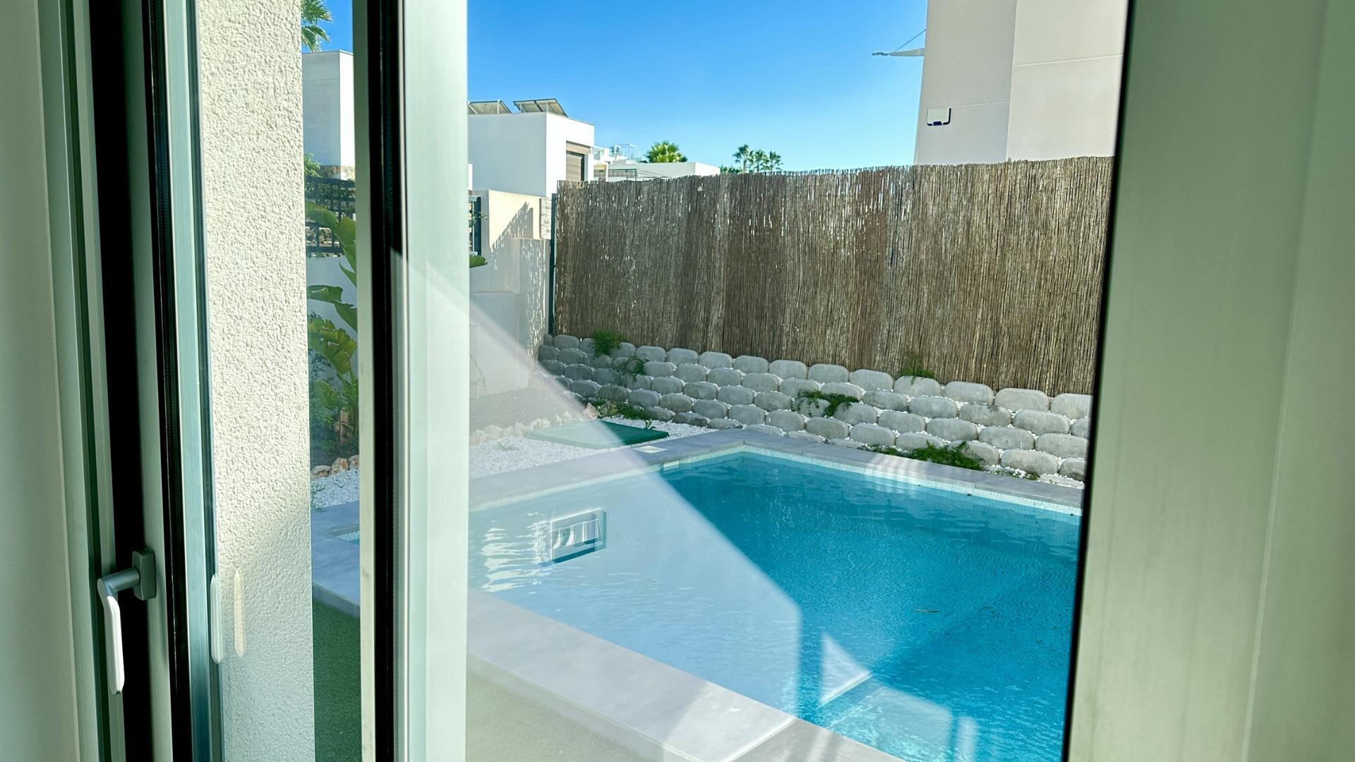 Property main view 32