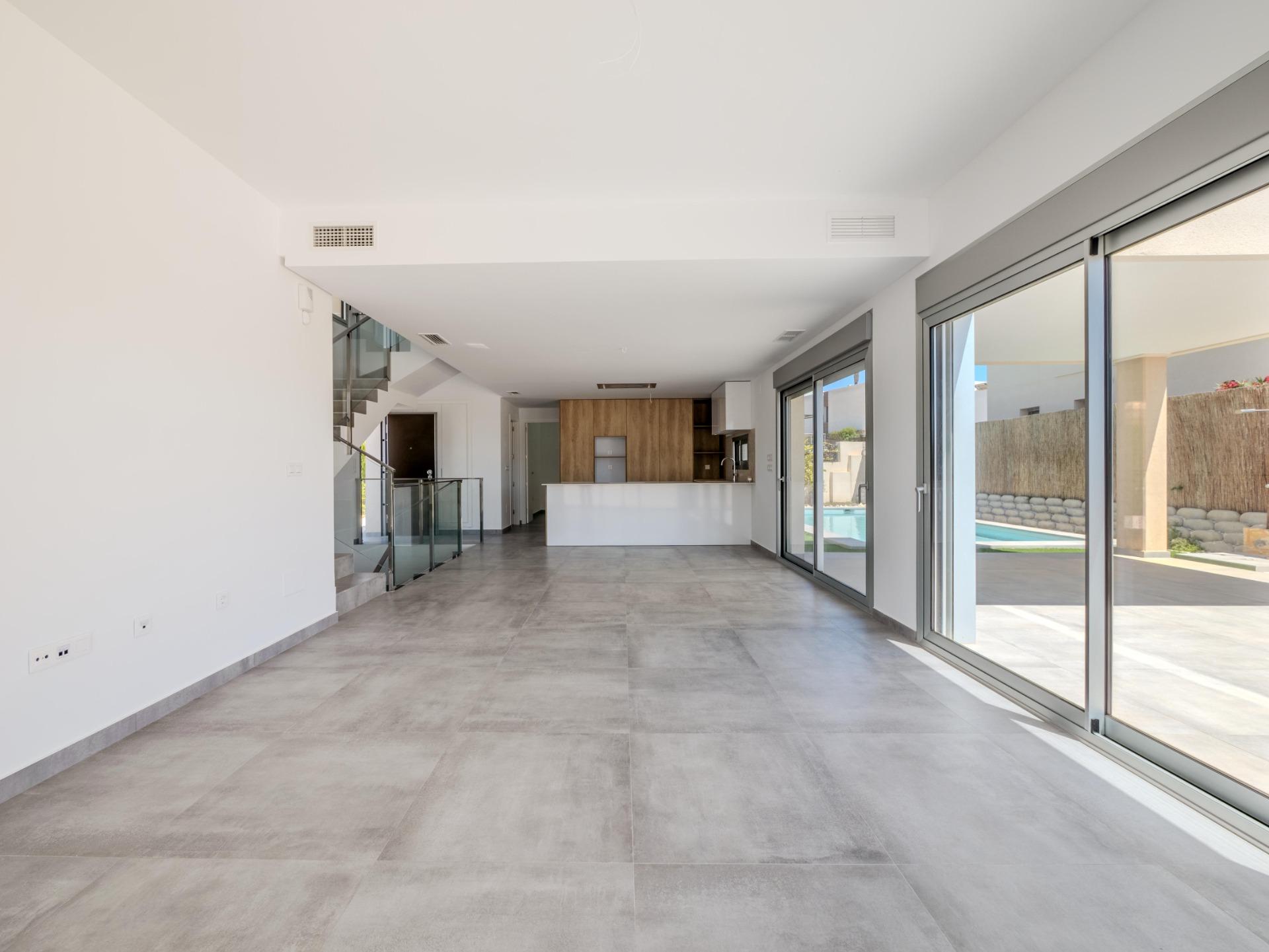 Villa te koop in Algorfa | 4 slaapkamers H9818