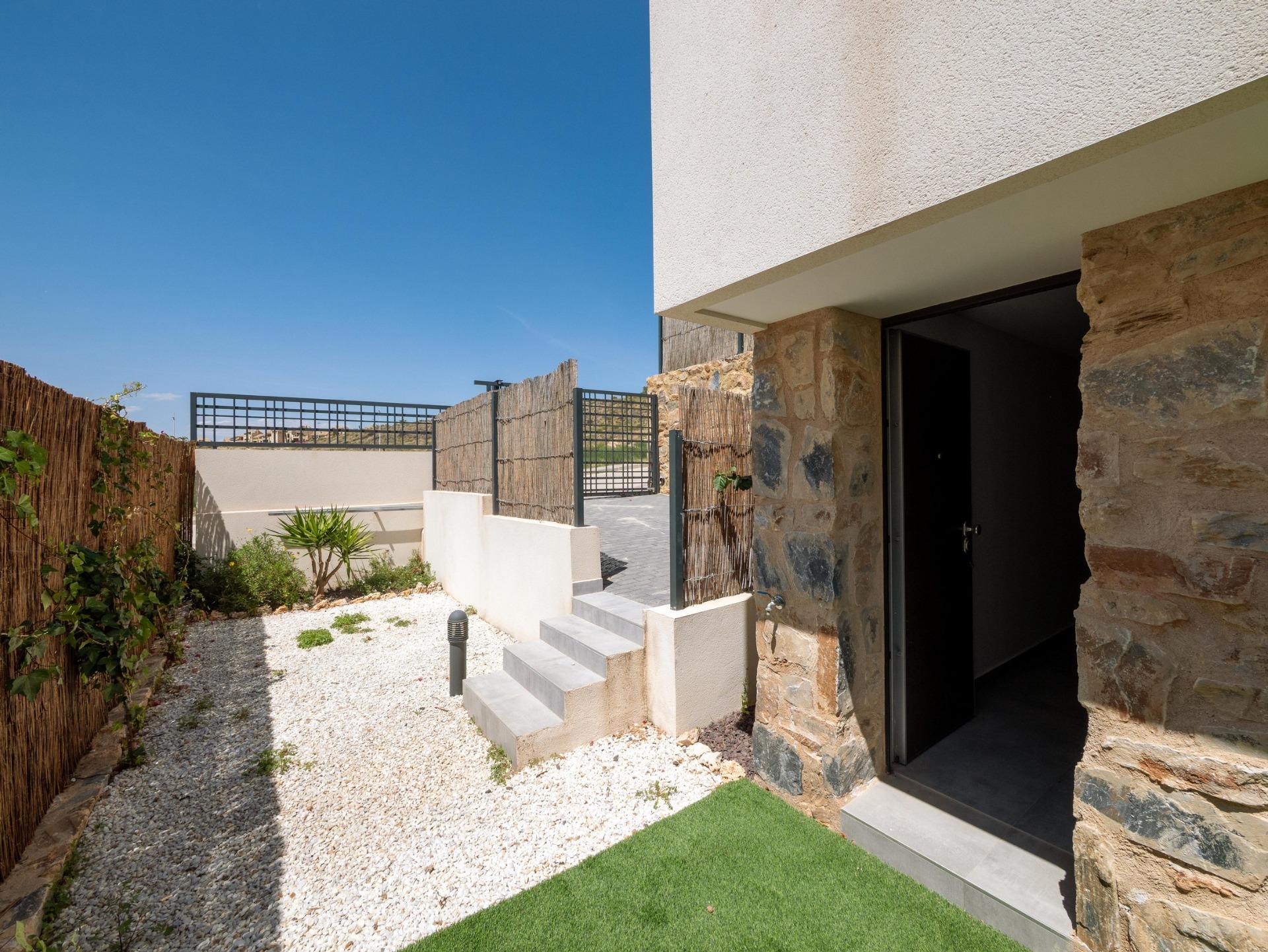 Villa te koop in Algorfa | 4 slaapkamers H9818