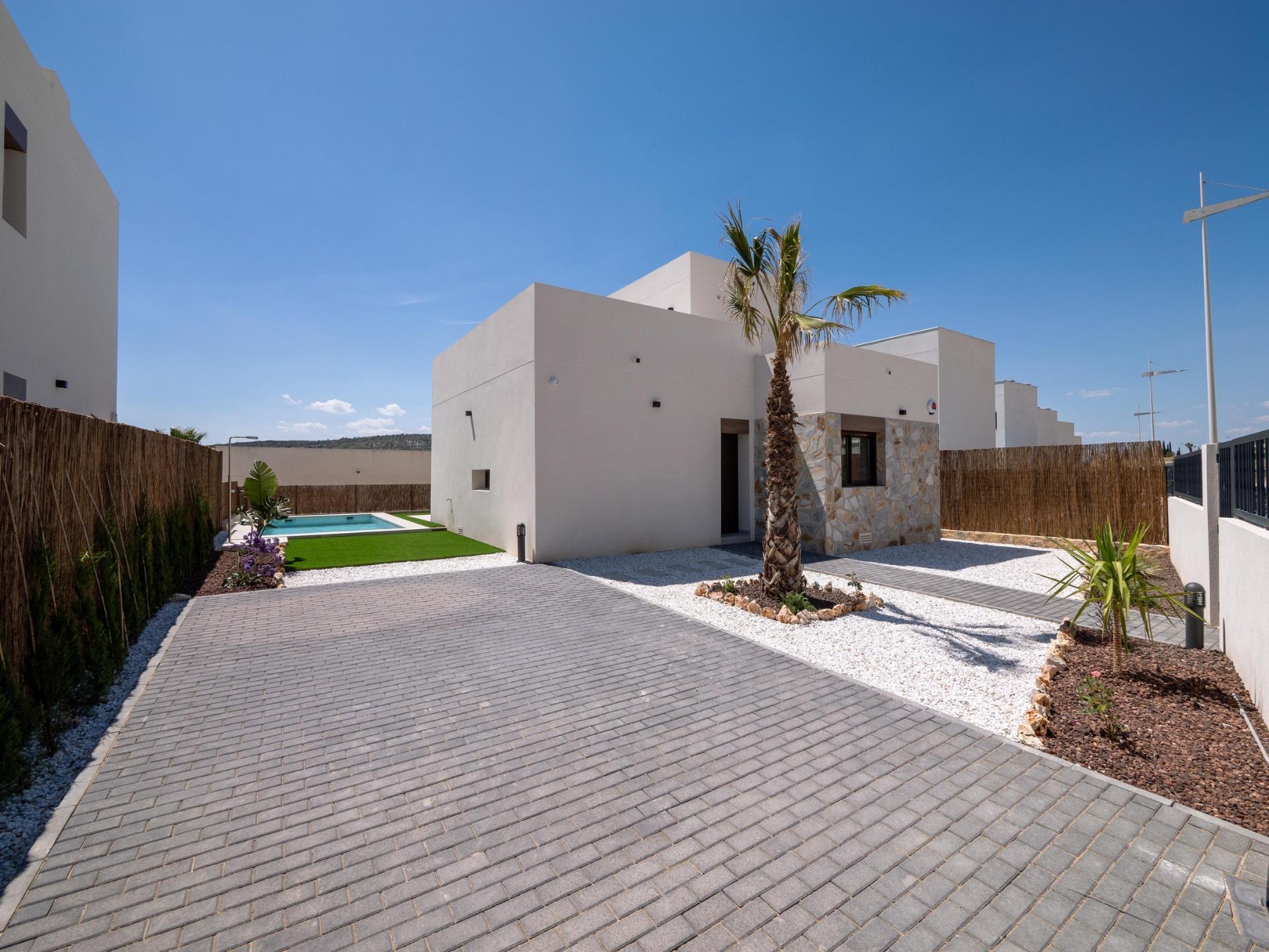 Villa te koop in Algorfa | 3 slaapkamers H9819