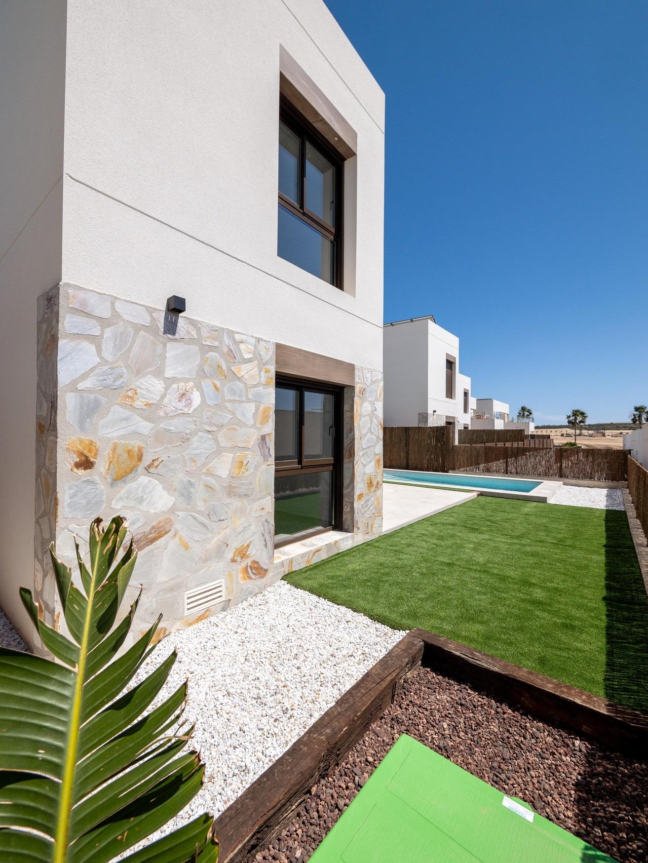 Villa te koop in Algorfa | 3 slaapkamers H9819