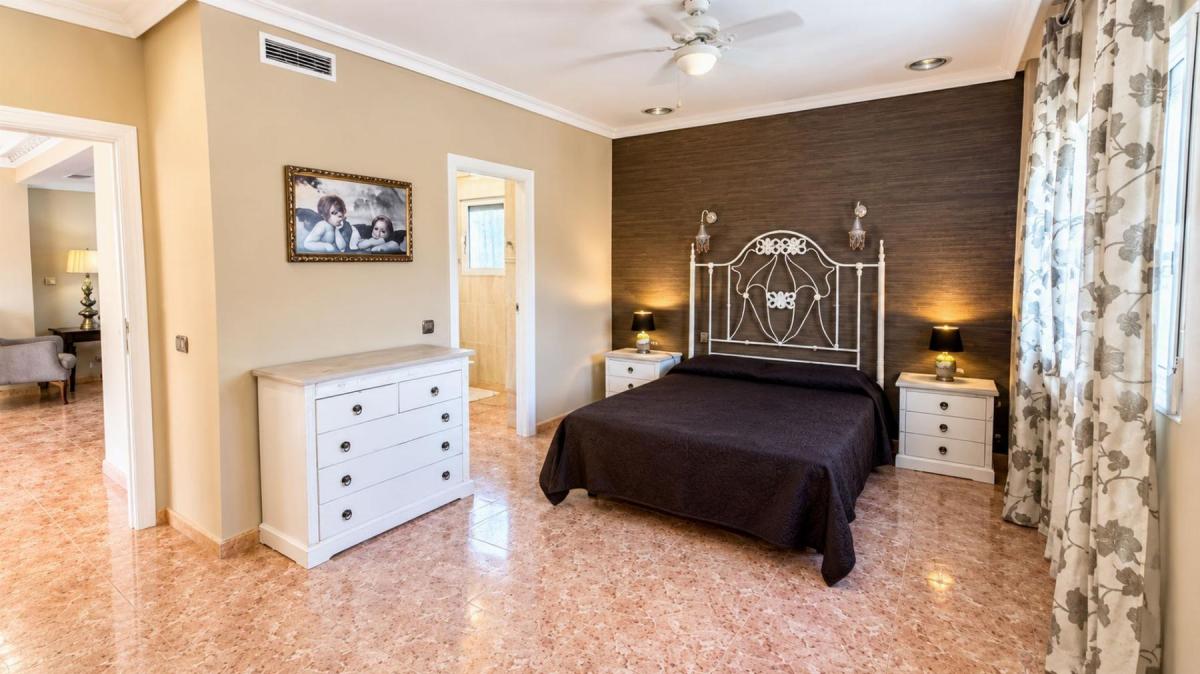 villa te koop in Benferri | 4 slaapkamers H635055