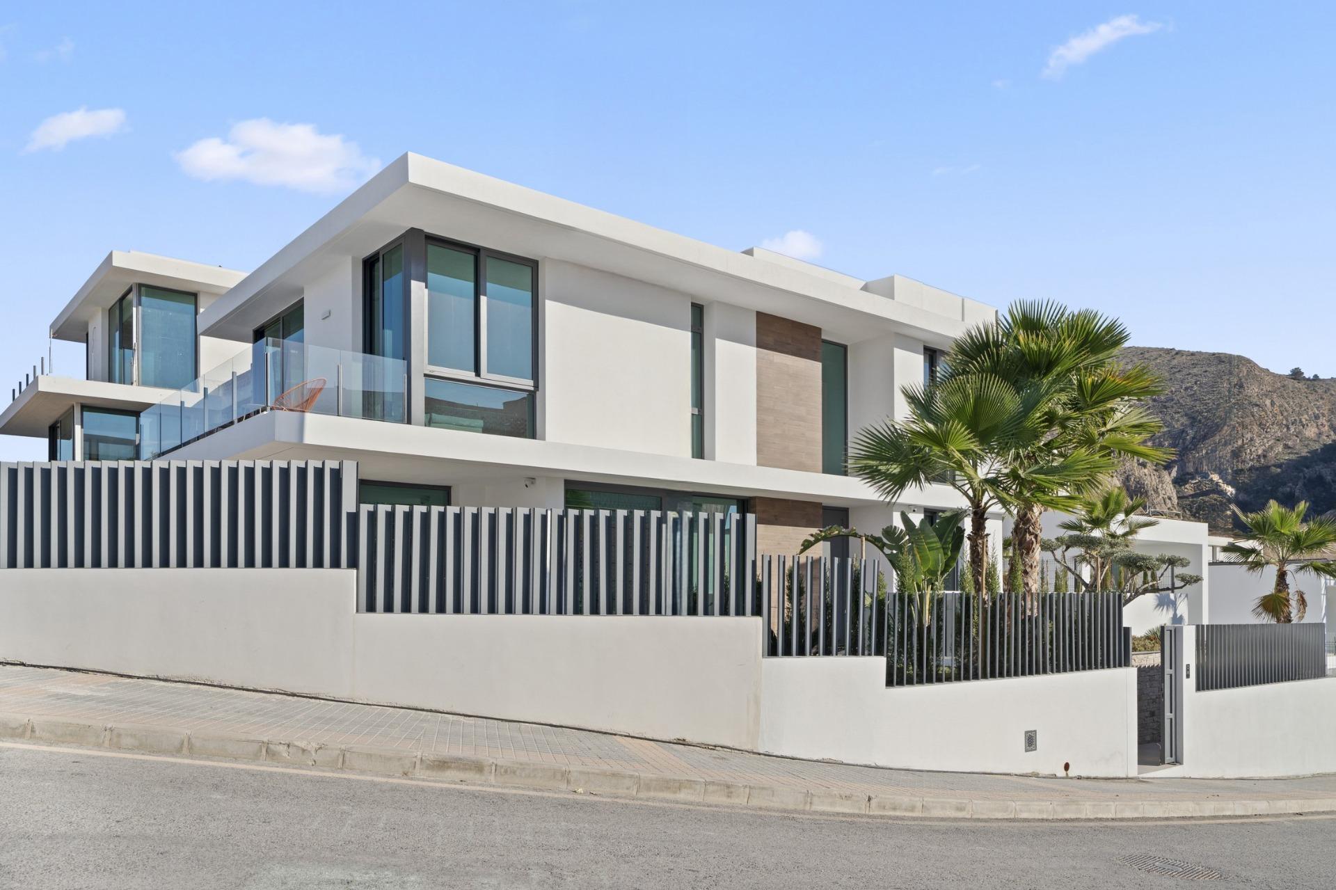 Villa te koop in Benidorm | 4 slaapkamers H1639