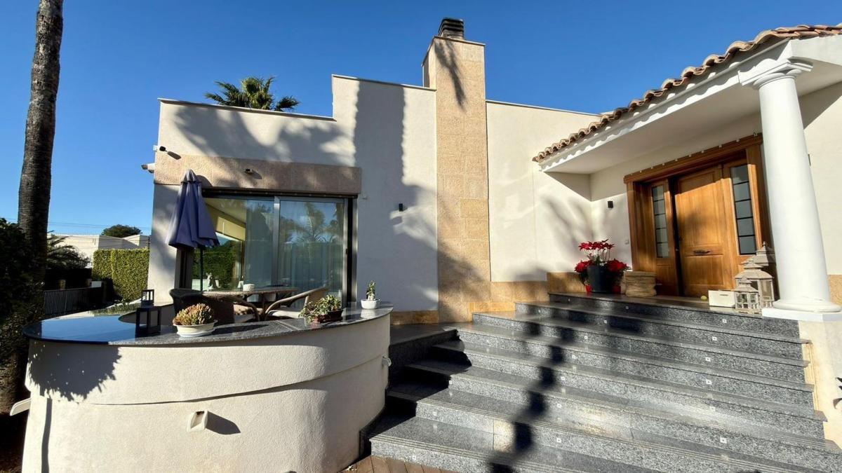 villa te koop in Benidorm | 6 slaapkamers H474139
