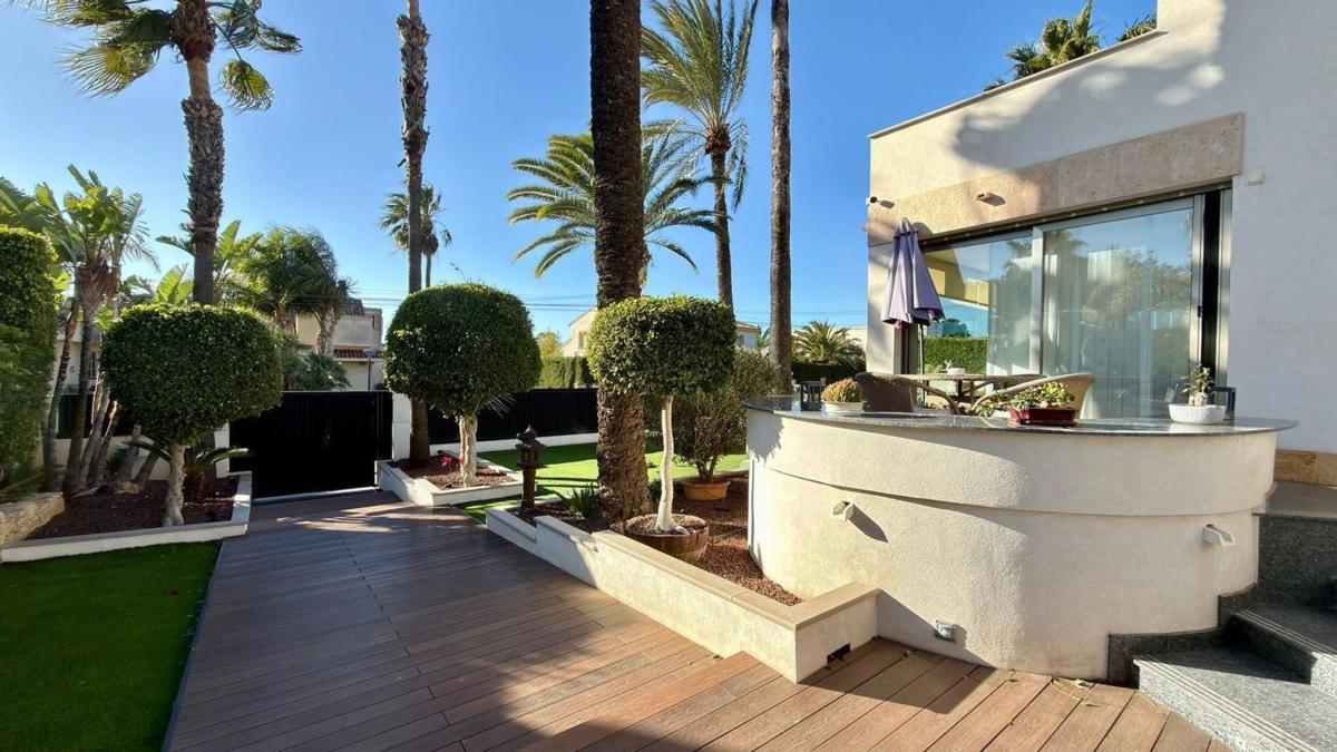 villa te koop in Benidorm | 6 slaapkamers H474139