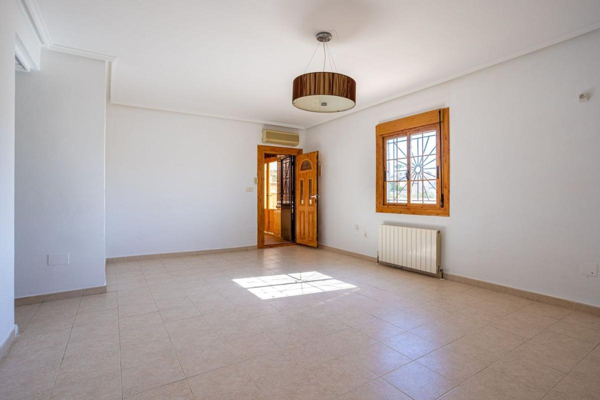 villa te koop in Benijofar | 5 slaapkamers H521397