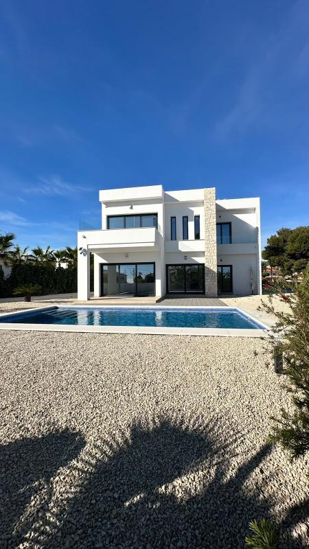 villa te koop in Benissa | 4 slaapkamers H602796