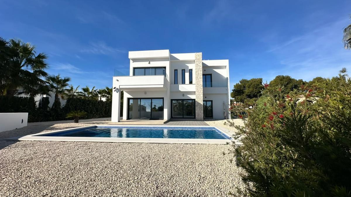 villa te koop in Benissa | 4 slaapkamers H602796