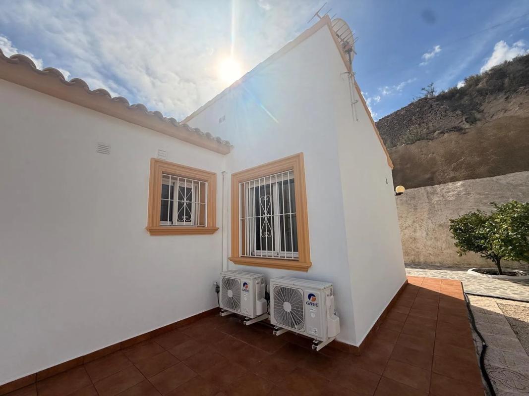 villa te koop in Calpe | 4 slaapkamers H512399