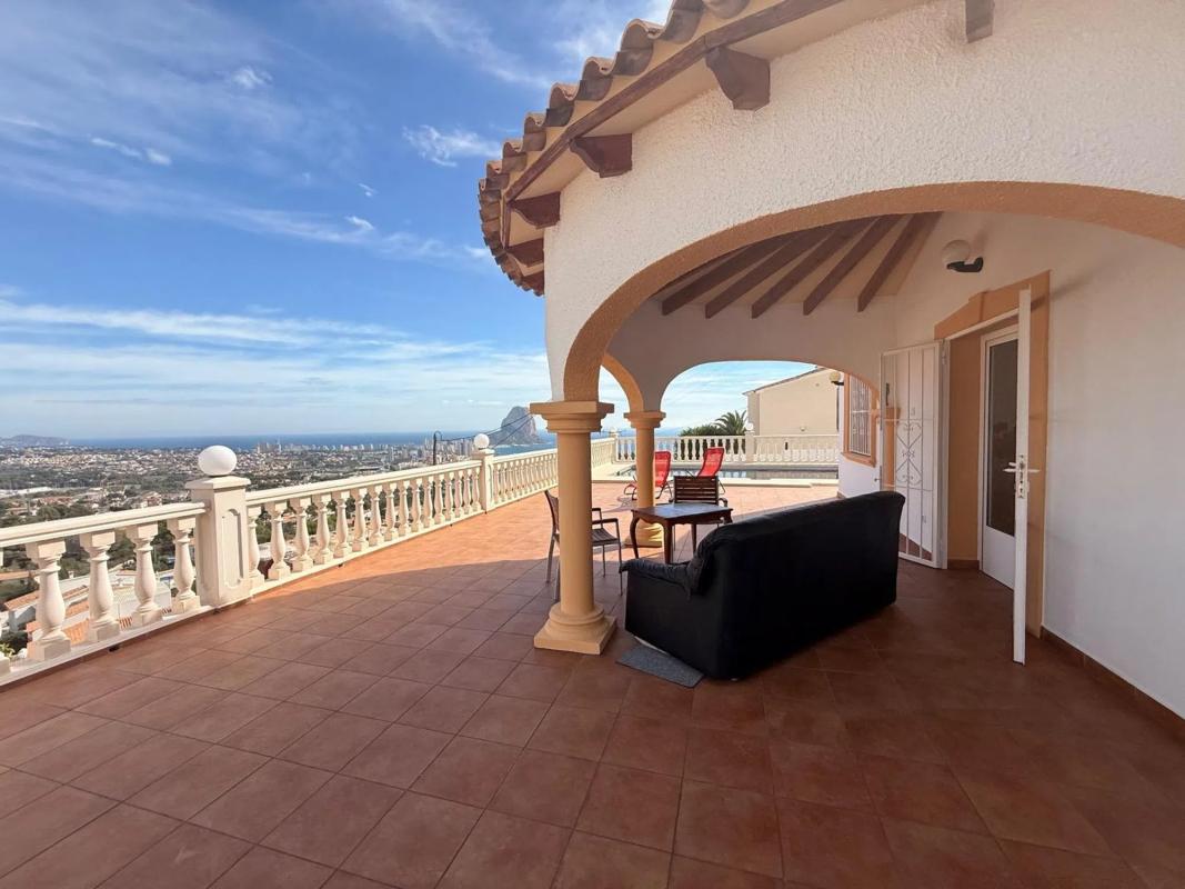 villa te koop in Calpe | 4 slaapkamers H512399