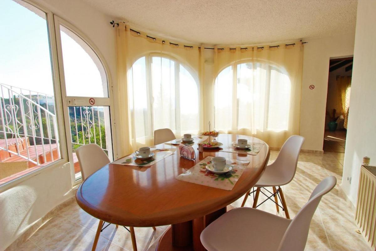 villa te koop in Calpe | 3 slaapkamers H602595
