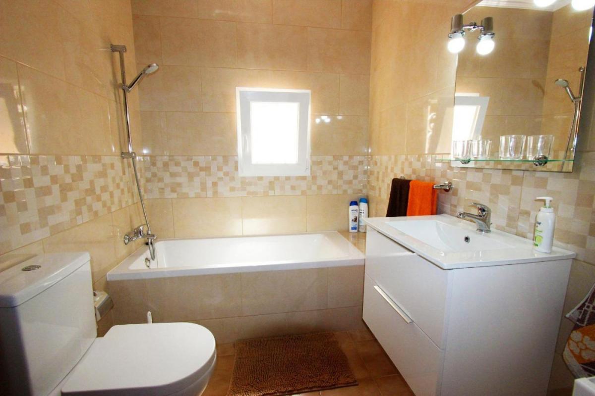 villa te koop in Calpe | 3 slaapkamers H602595