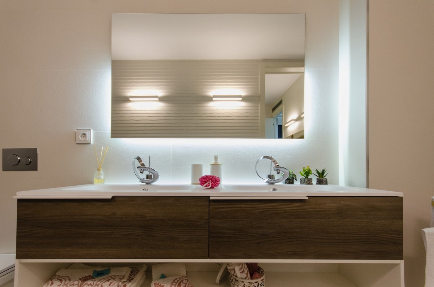 Property main view 44