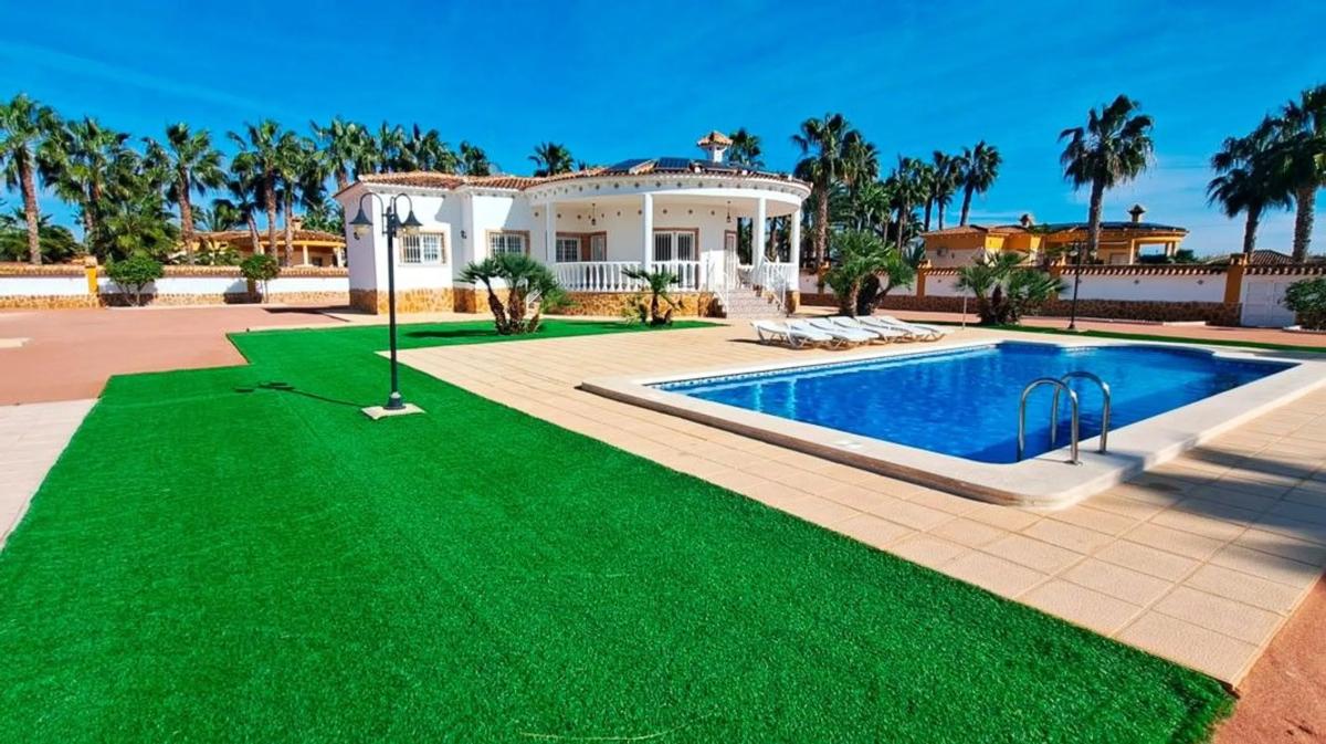 villa te koop in Catral | 3 slaapkamers H526477