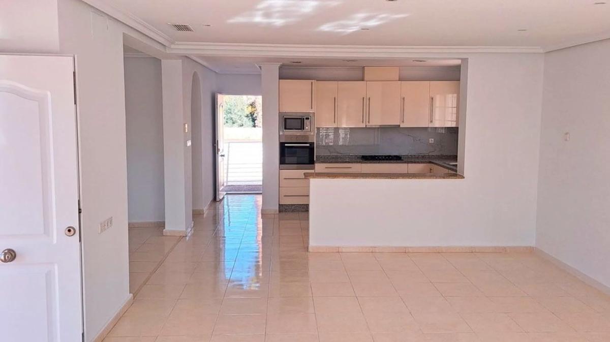 villa te koop in Catral | 3 slaapkamers H526477