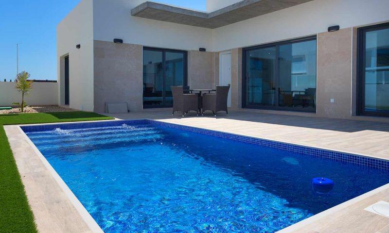 Villa te koop in Daya Nueva | 3 slaapkamers H9120