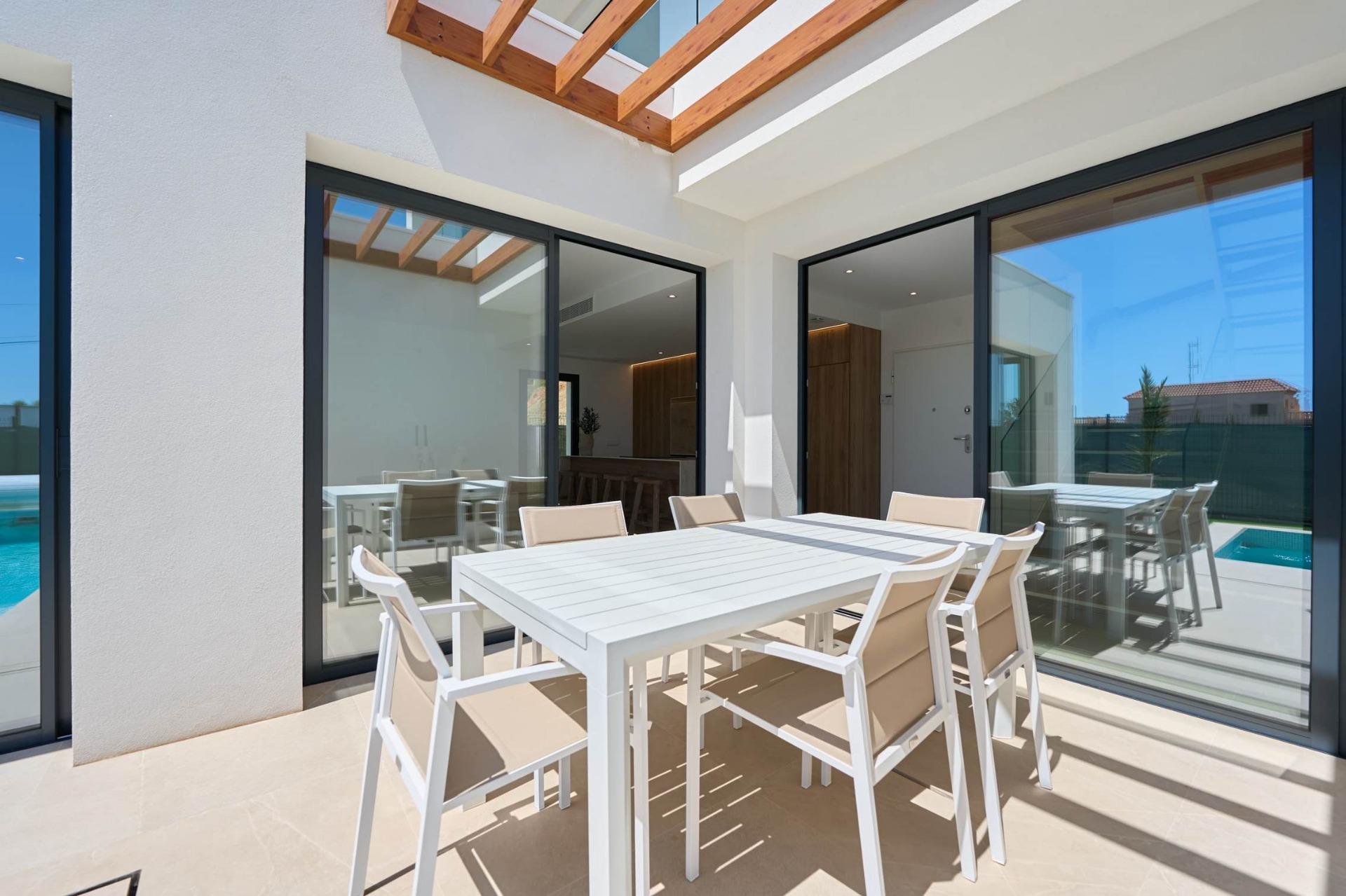 Villa te koop in Alfas del Pi | 3 slaapkamers H7665