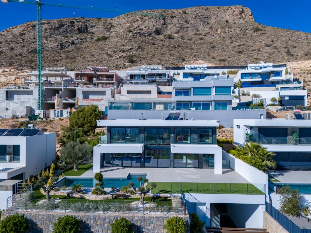 villa te koop in Finestrat | 8 slaapkamers H19844