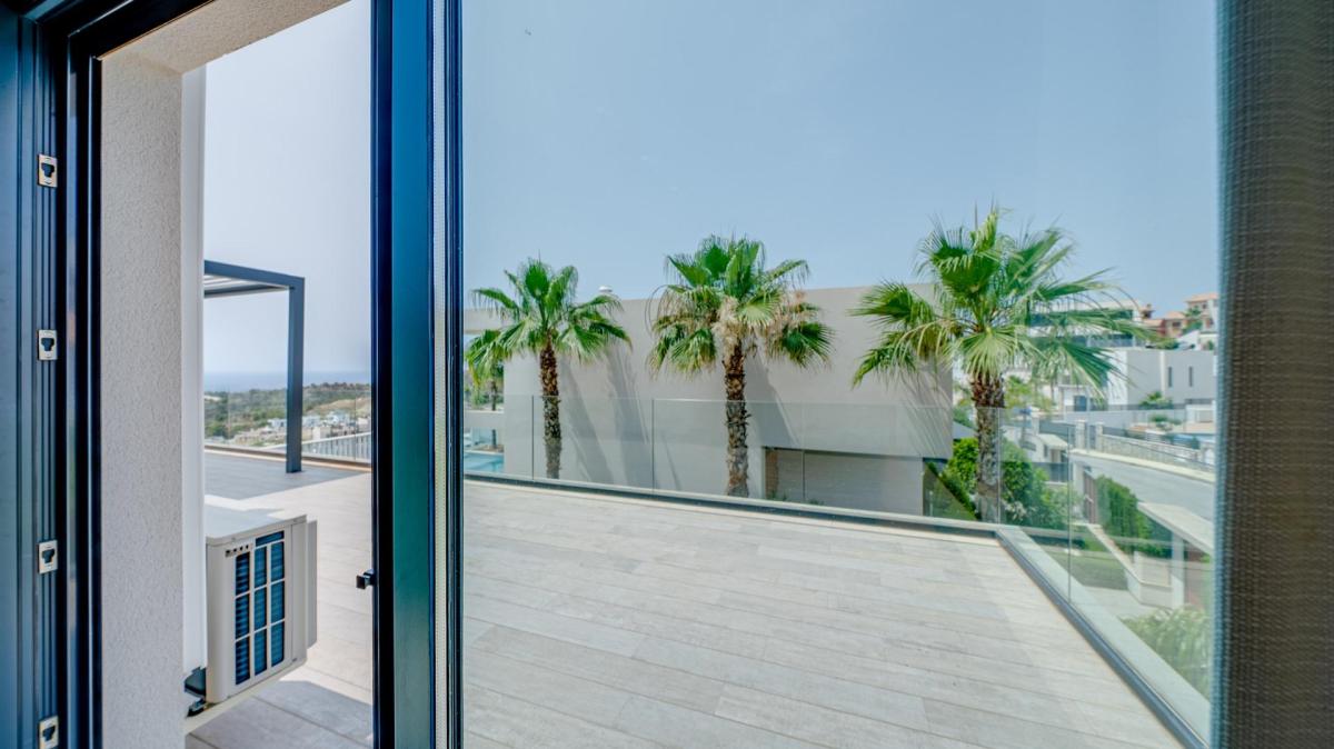 Property main view 16