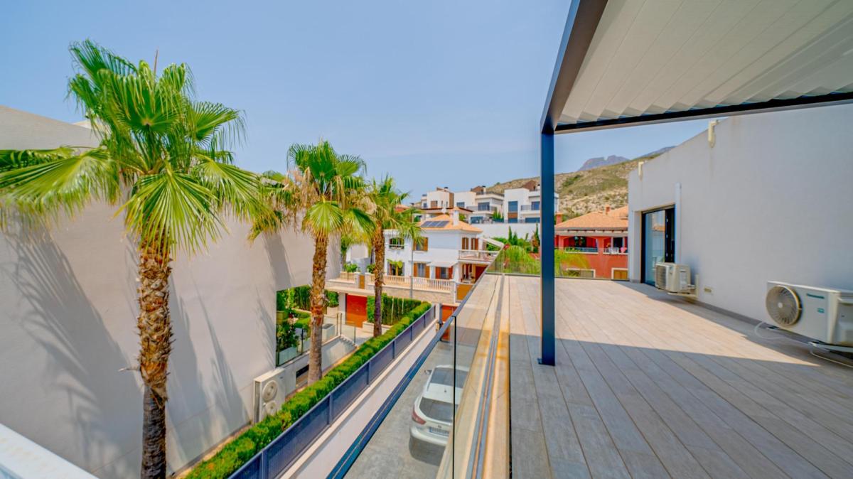Property main view 30