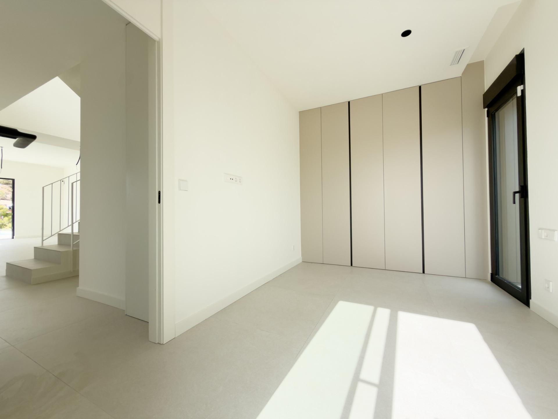 Property main view 32