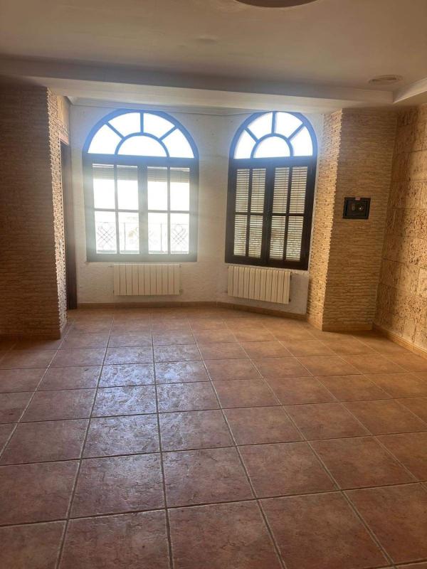 villa te koop in Guardamar del Segura | 8 slaapkamers H478115