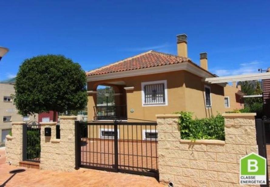 Villa te koop in La Romana | 2 slaapkamers H6693