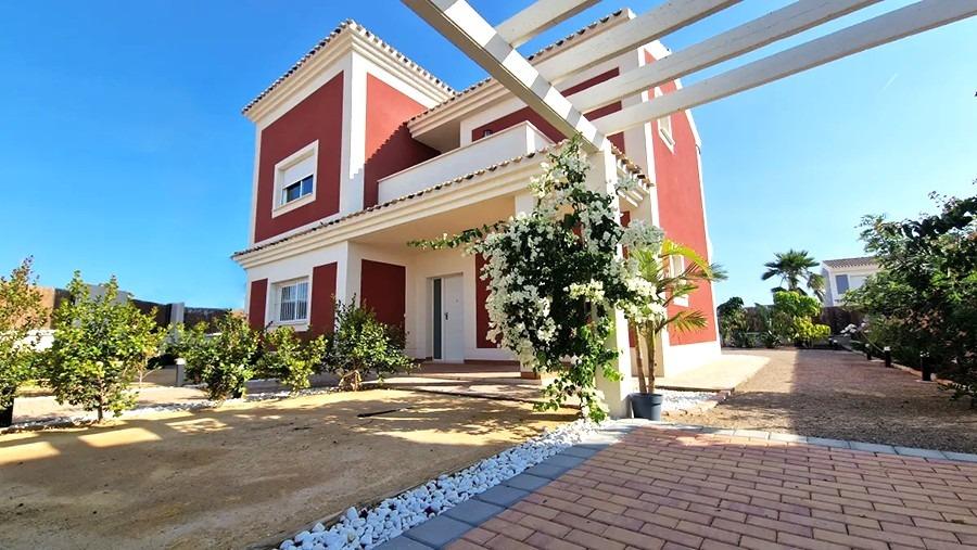 Villa te koop in Lorca | 4 slaapkamers H8666