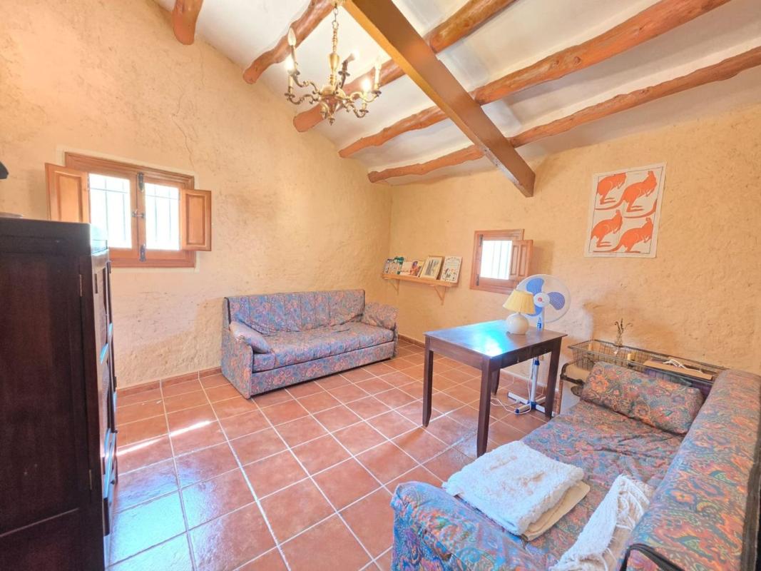 villa te koop in Monovar | 5 slaapkamers H552186