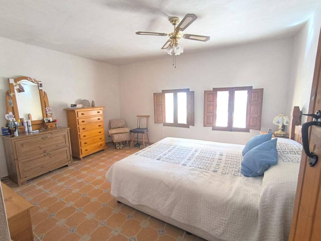 villa te koop in Monovar | 4 slaapkamers H620615